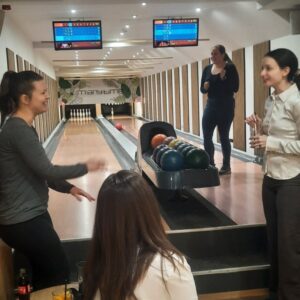 A bowlingban is ügyesek voltak a kollégák!
