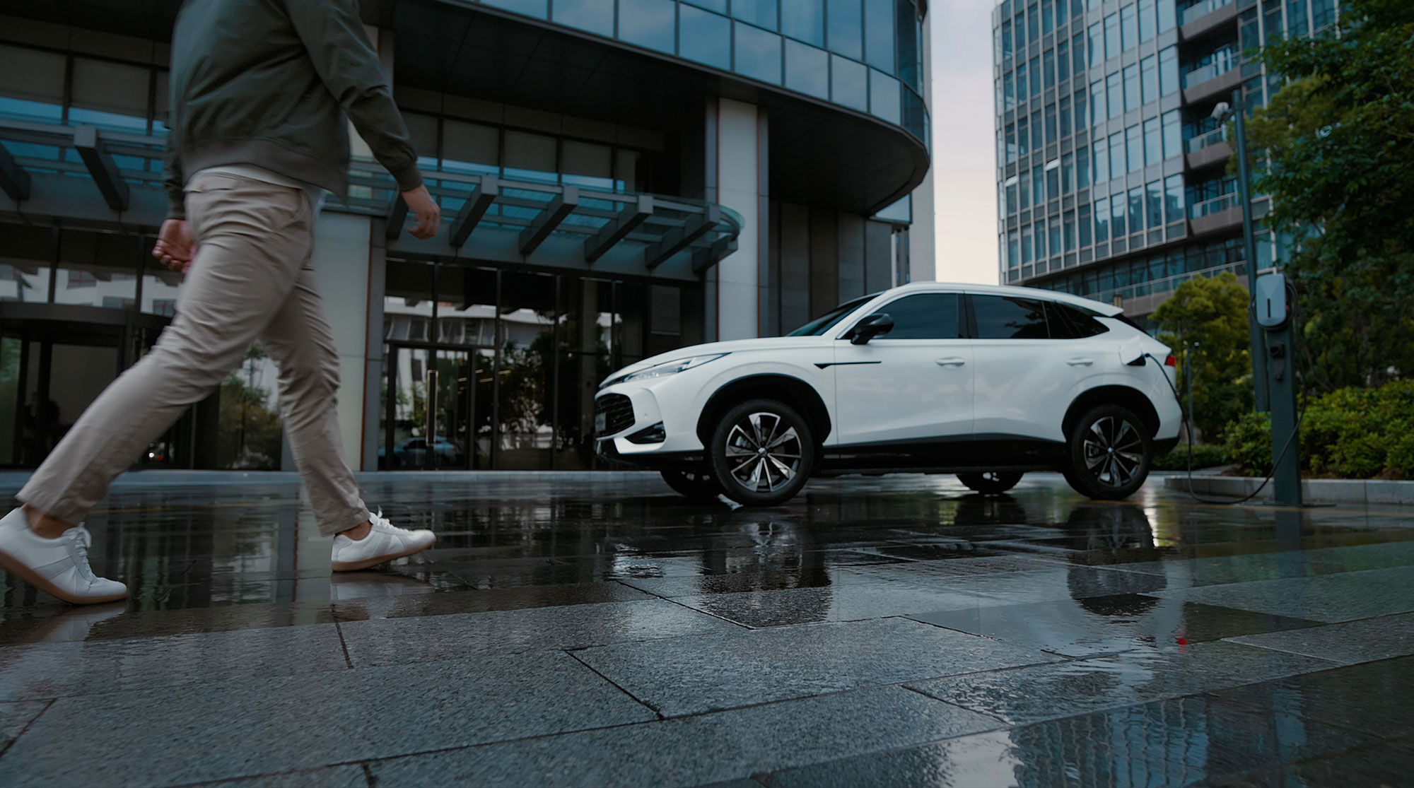 Der MG HS PHEV startet heute – ab 39.990 Euro*