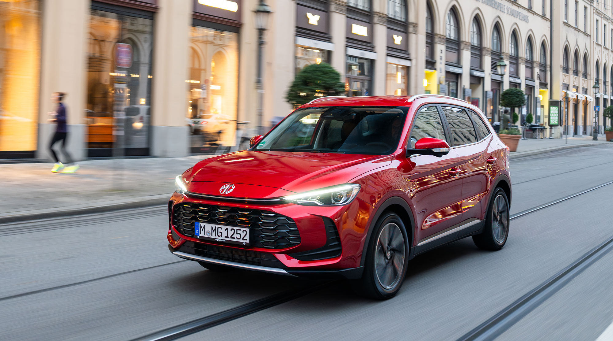 Verkaufsstart des MG ZS Hybrid+: drei Ausstattungslinien, attraktive Preise