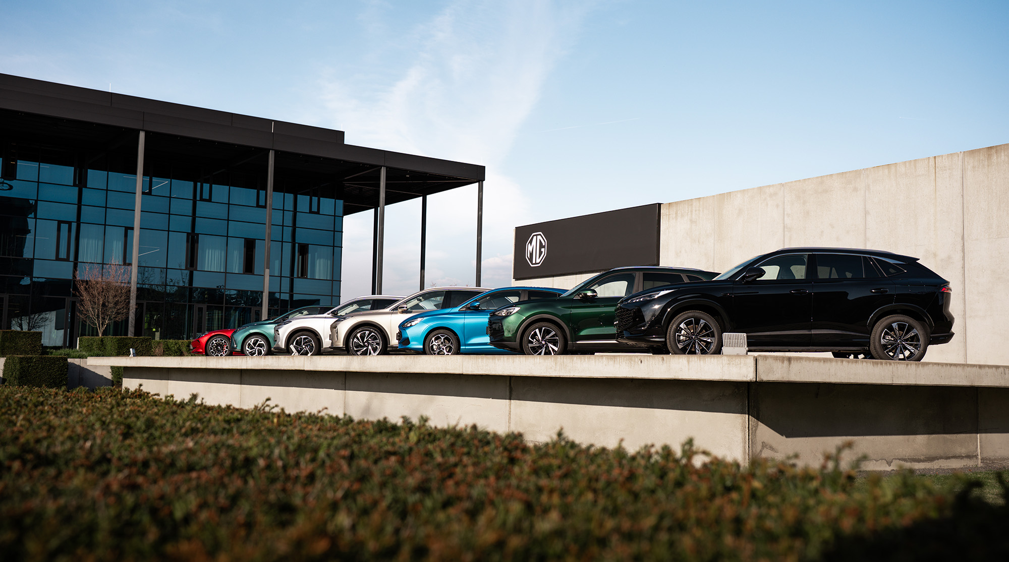MG Motor mit Fokus auf Innovation: neues F&E-Zentrum in Deutschland, erste Semi-Solid-State-Batterie in Großserie
