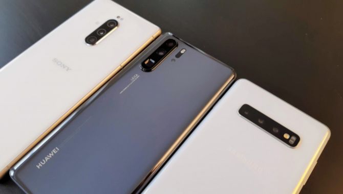 Samsung S10 Eller Huawei P30 Pro