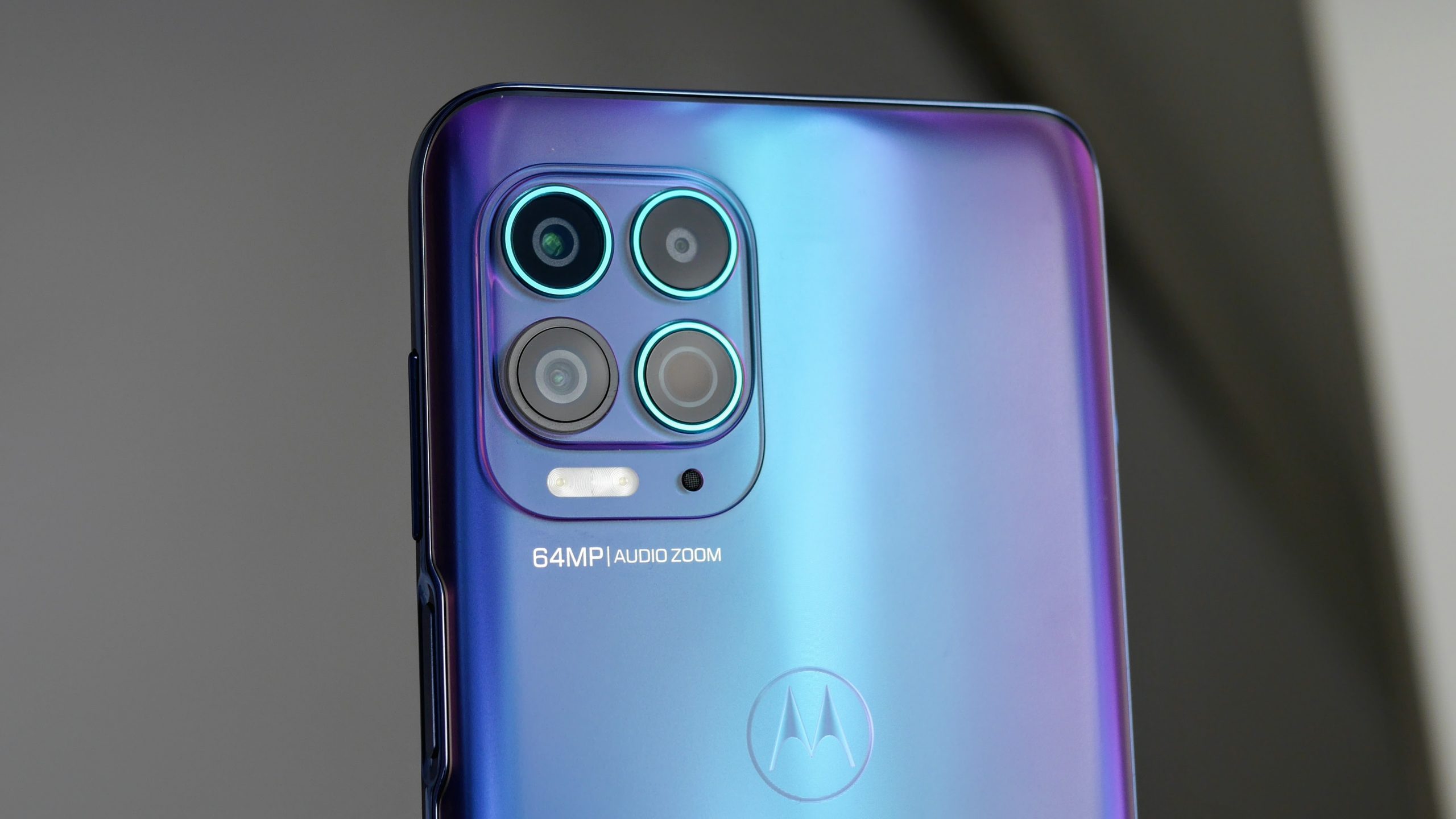 Motorola Moto G100
