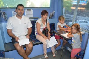 Donació de sang del Banc de Sang i Teixits. Manel Olivares i Sonia Pérez