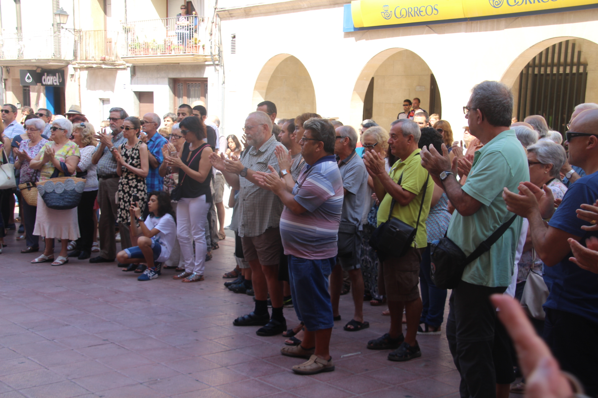 Minut de silenci per l'atemptat de Barcelona