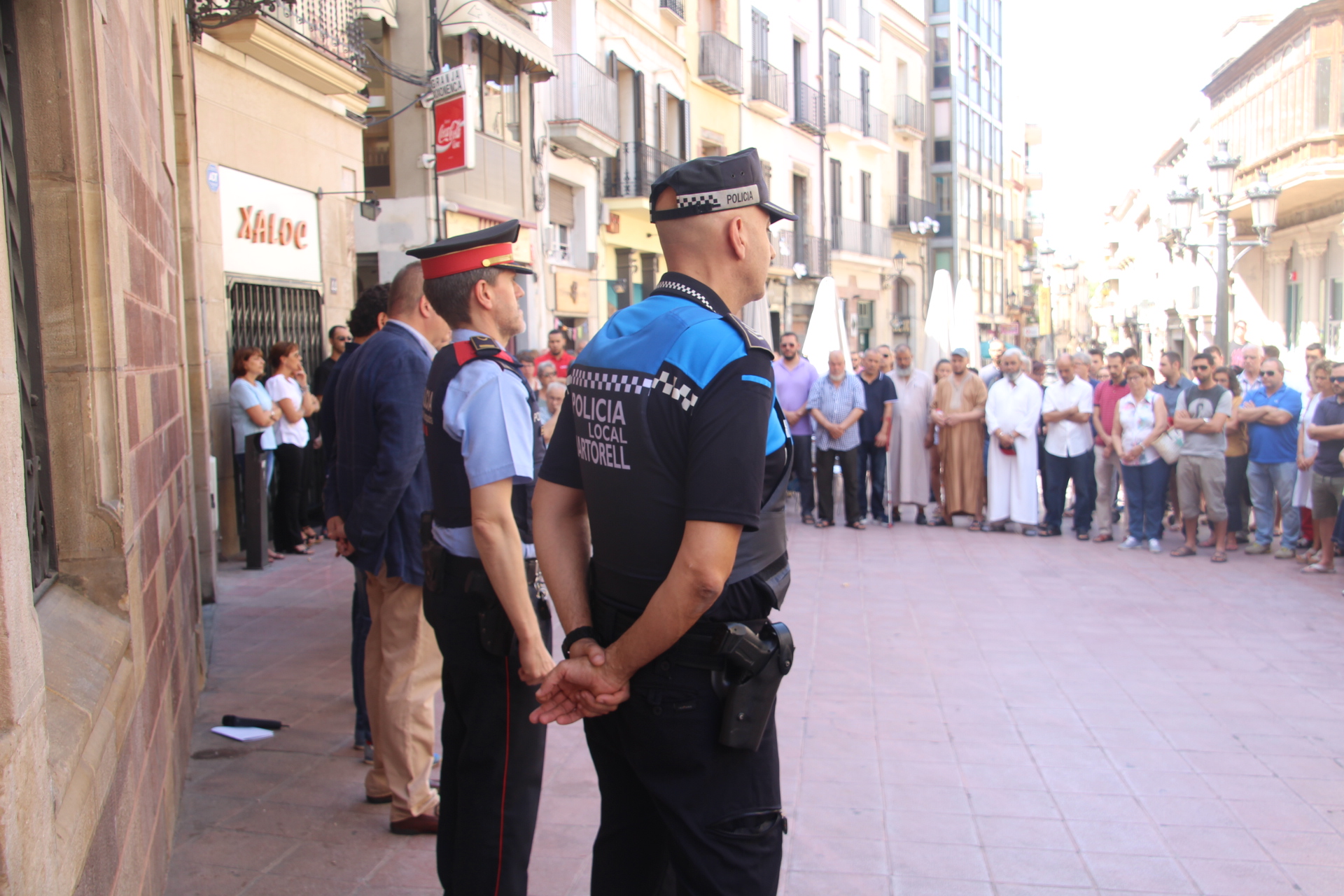 Minut de silenci per l'atemptat de Barcelona