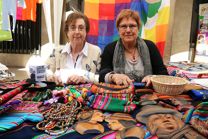 Teresa Casals i Matilde Gil. Dia de la Cooperació al Desenvolupament