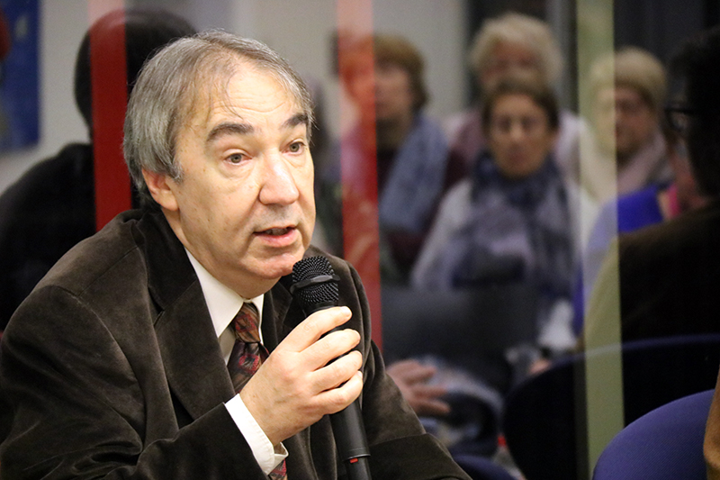 Presentació d''El moviment coral dins el teixit social català'. Miquel-Lluís Muntané
