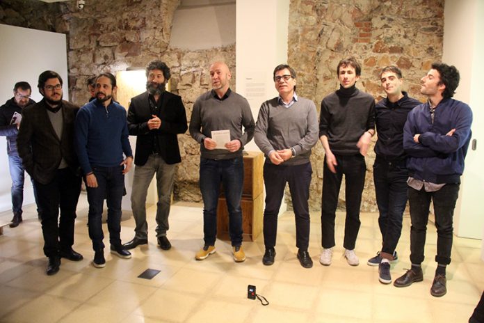 Inauguració de 'Individu'. D'esquerra a dreta, Bidegain, Haro, Rincón, Corral, Fonollosa, Roig, Saus i Àvila Inauguració de 'Individu'. D'esquerra a dreta, Bidegain, Haro, Rincón, Corral, Fonollosa, Roig, Saus i Àvila