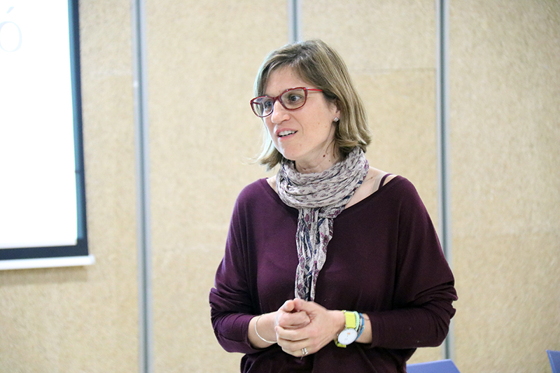 Xerrada 'No sap què fer!', amb Núria Grases