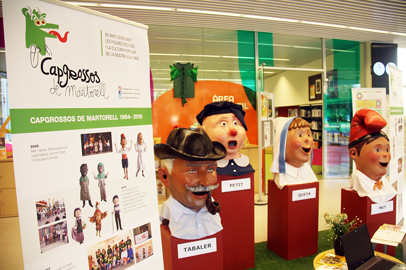 Exposició de Capgrossos de Martorell a la Biblioteca