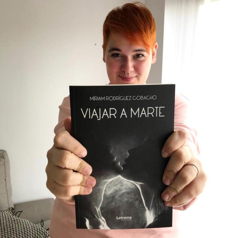 Míriam Rodríguez s'estrena en el món literari amb 'Viajar a Marte'