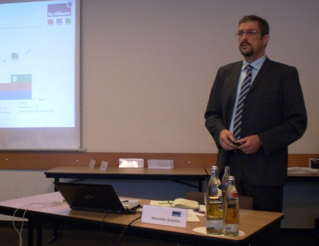Alexander Bresslau (Director Sales DACH) leitete die Veranstaltung.