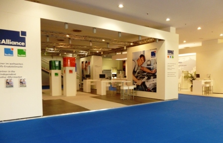 Impressions of the TecAlliance exhibition stand. The design and architecture of the TecAlliance stand were considered particularly attractive by visitors.