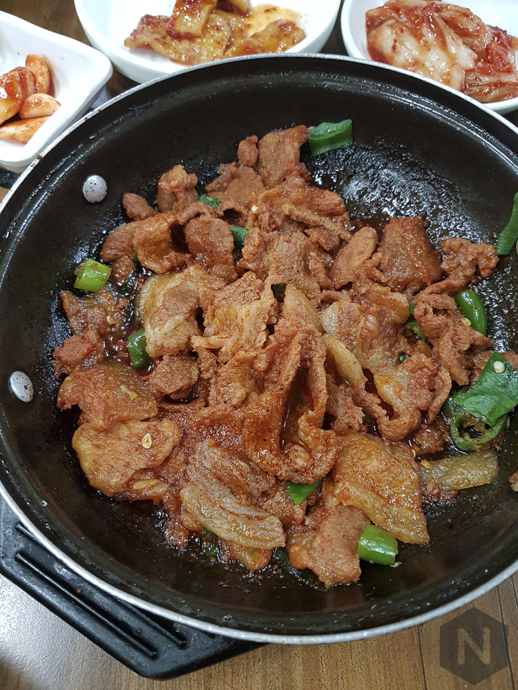 Dinner in Jinhae 2 alt text