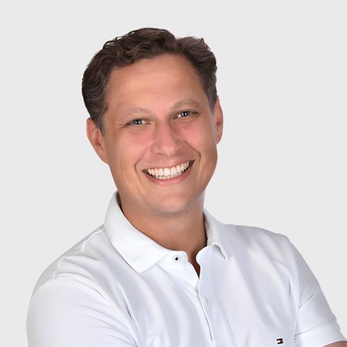 dr. med. (Univ. Semmelweis)  Fabian Neubauer Hautarzt/Dermatologe in Braunschweig