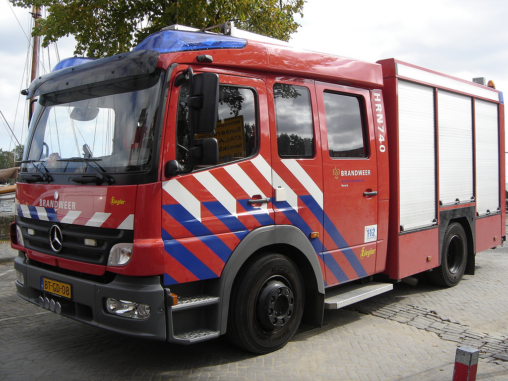 Boer redt zijn vee uit brandende stal