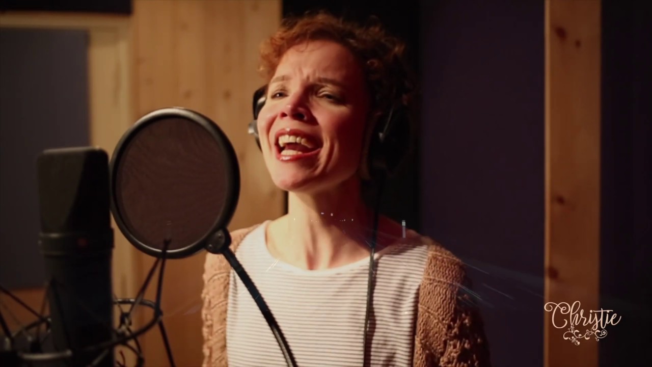 Christie maakt emoties los met debuutsingle ‘Storm’