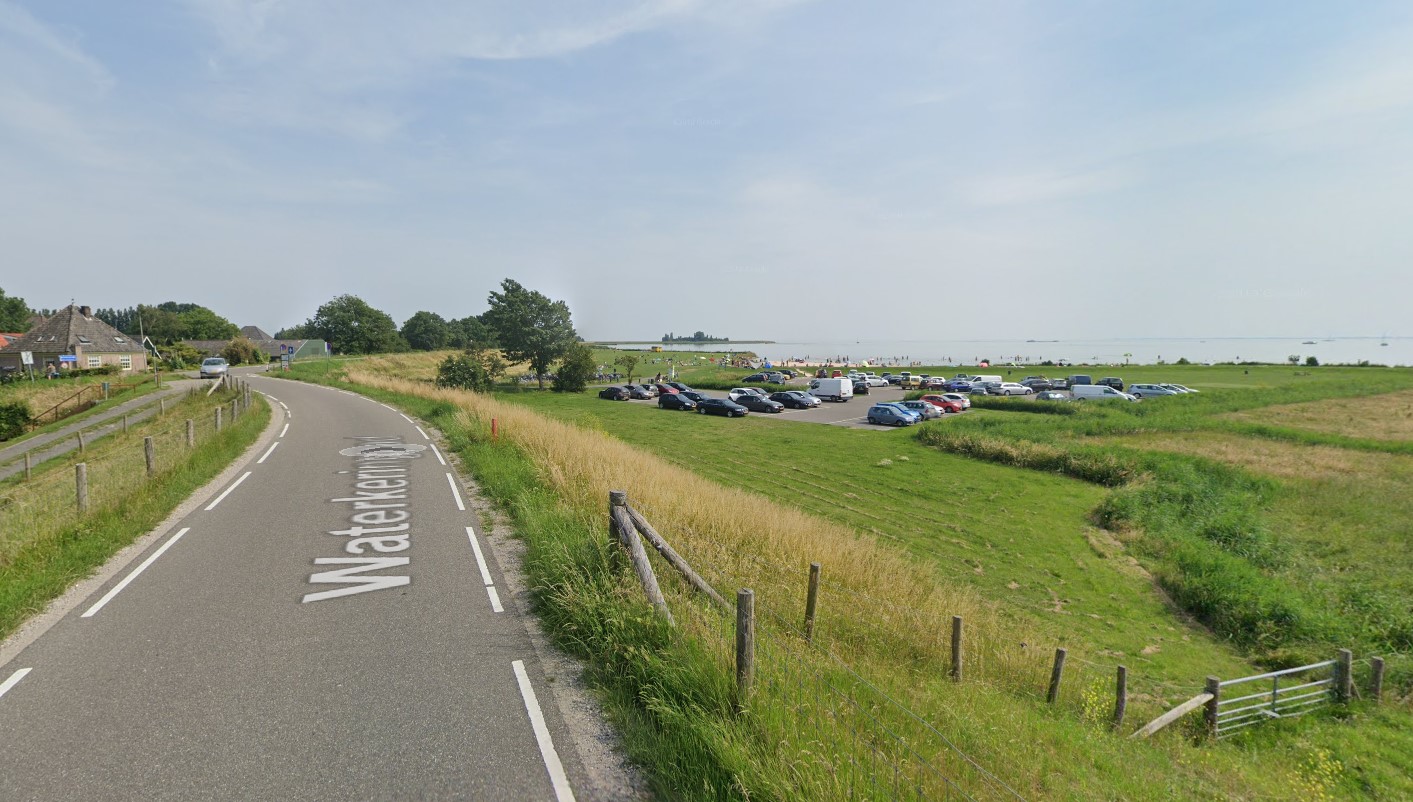 Parkeerterrein Uiterdijk Schellinkhout preventief gesloten