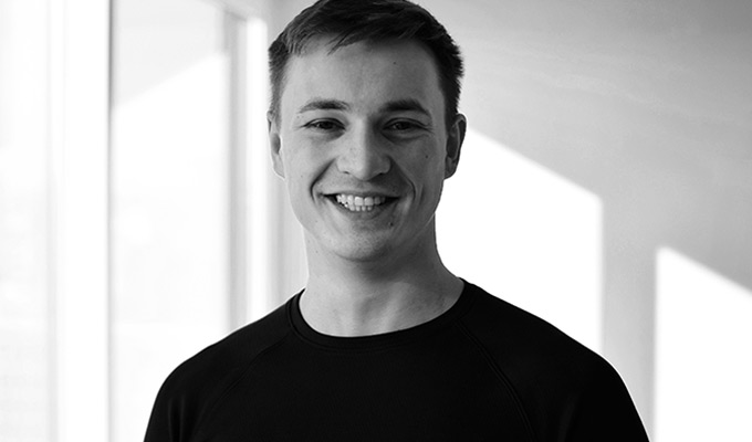 <br>Lenn<br>Physiotherapeut<br>und Osteopath