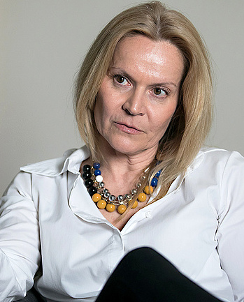 Gombás Éva