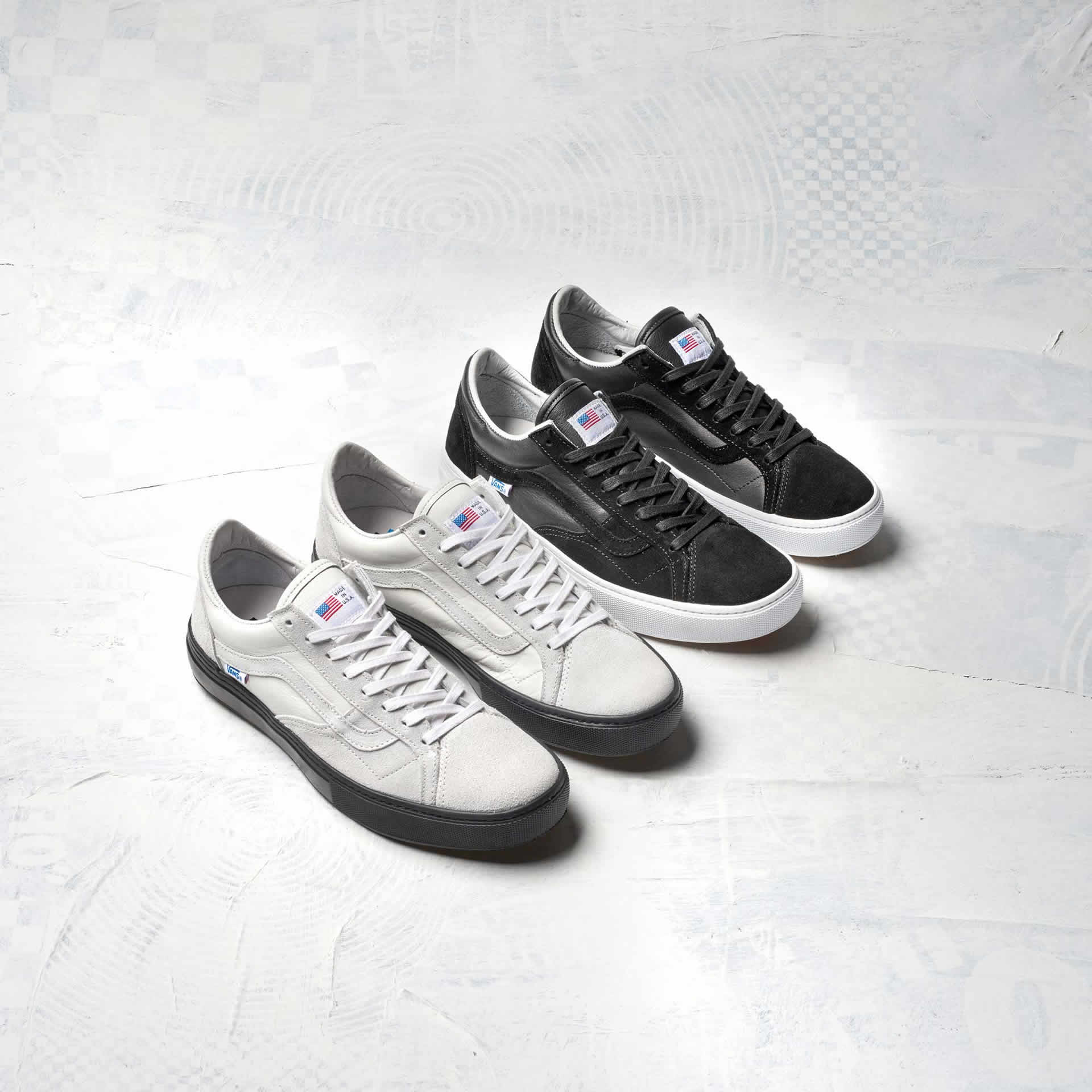 {keywor d} vans bianche borchie