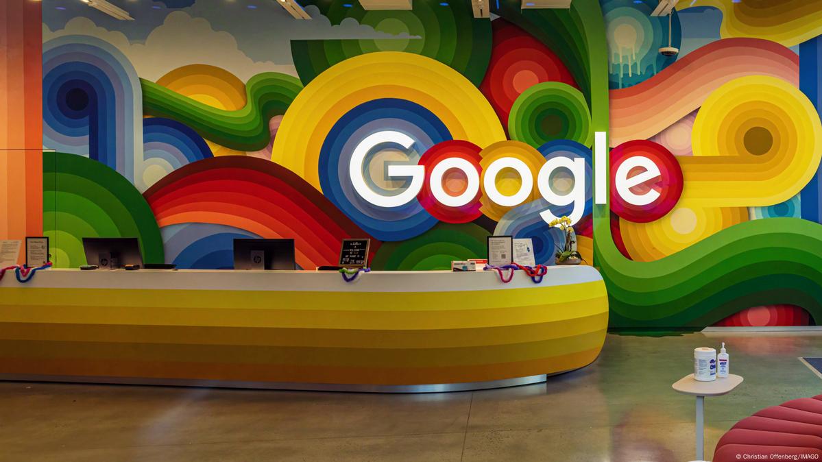 Google додала перемикання між робочим та особистим акаунтами у Chrome для iOS