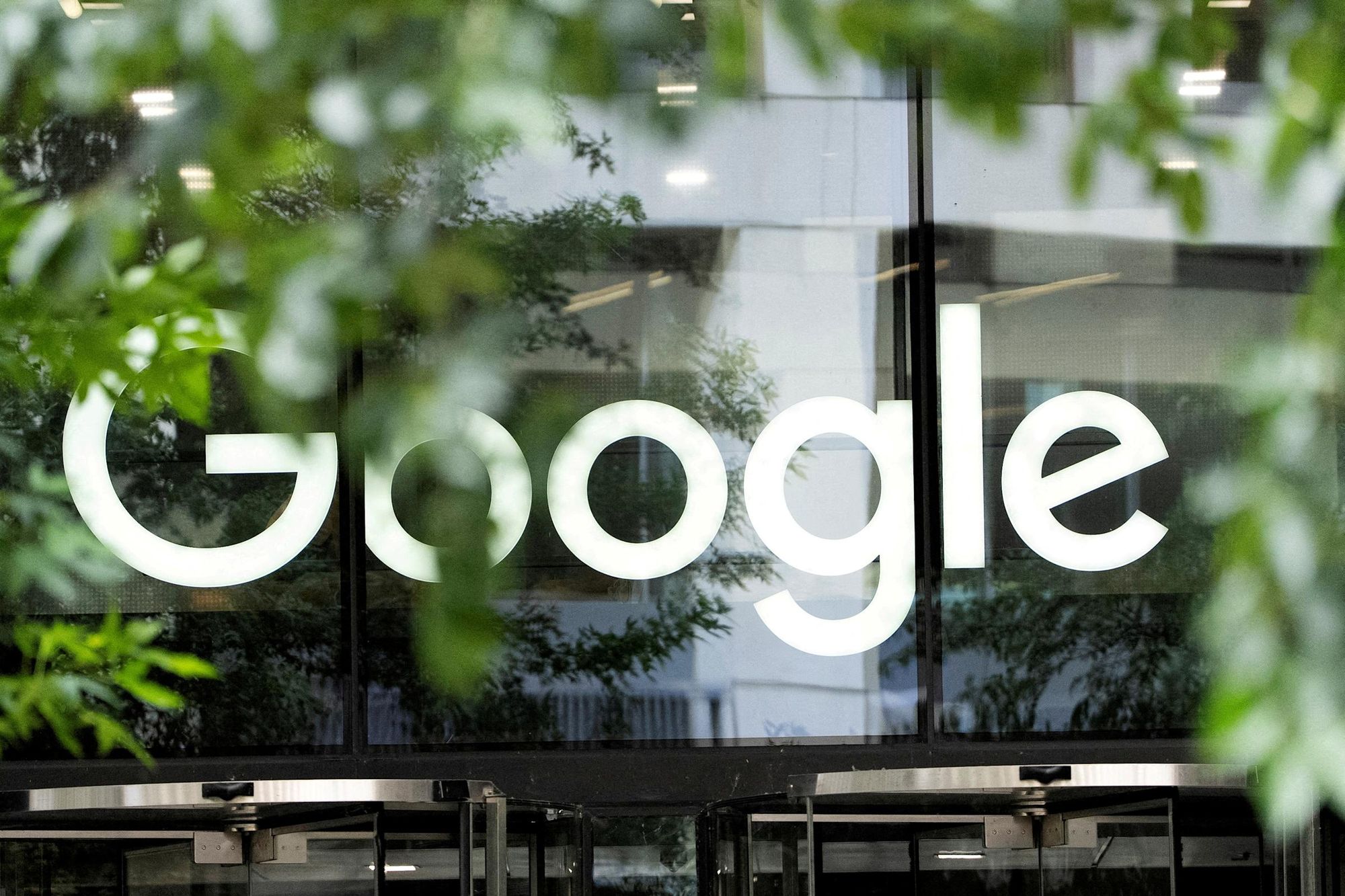 Google тестує QR-коди для верифікації контактів у повідомленнях