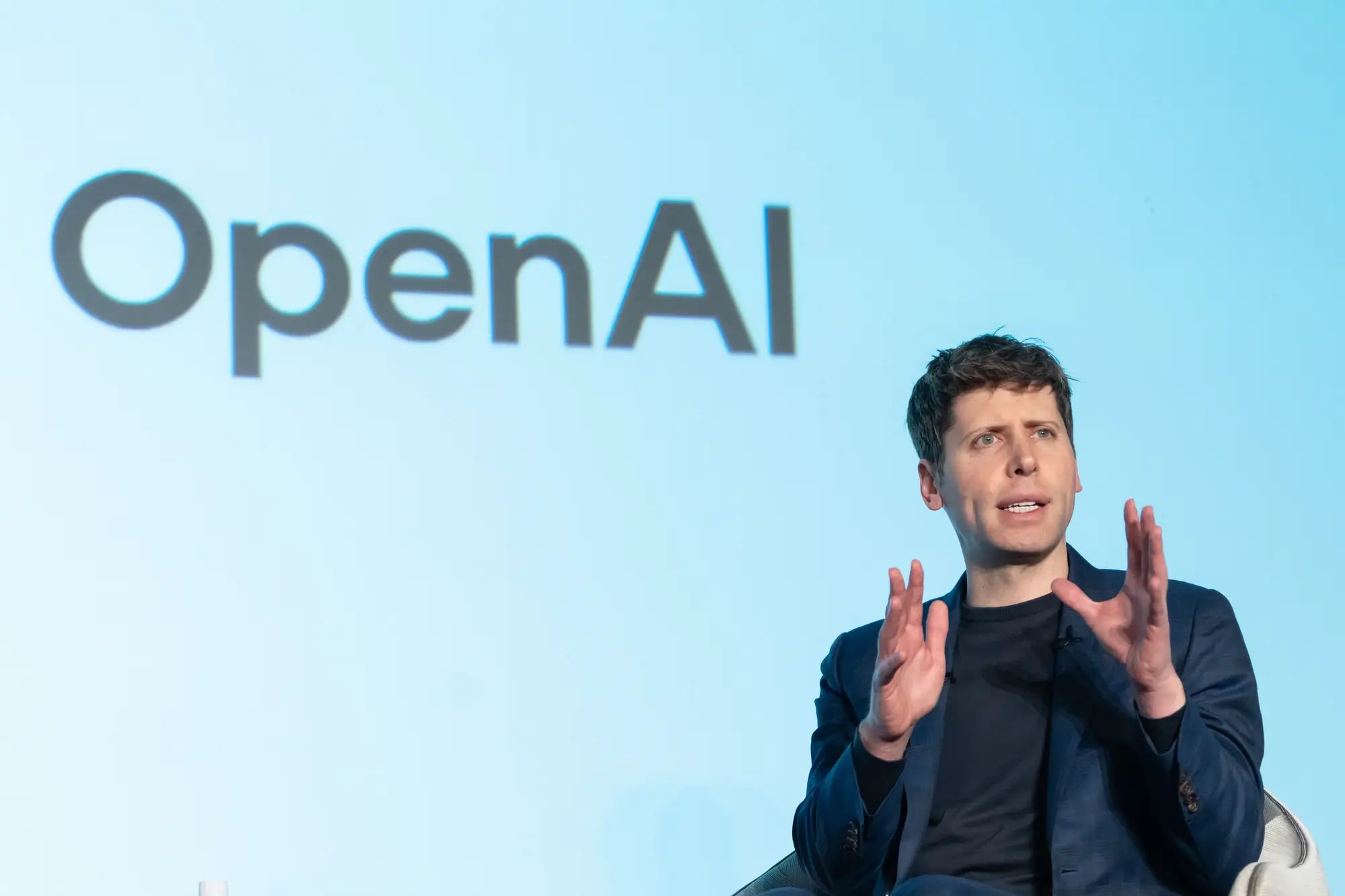 OpenAI готує трильйонні інвестиції в ШІ-інфраструктуру — Альтман