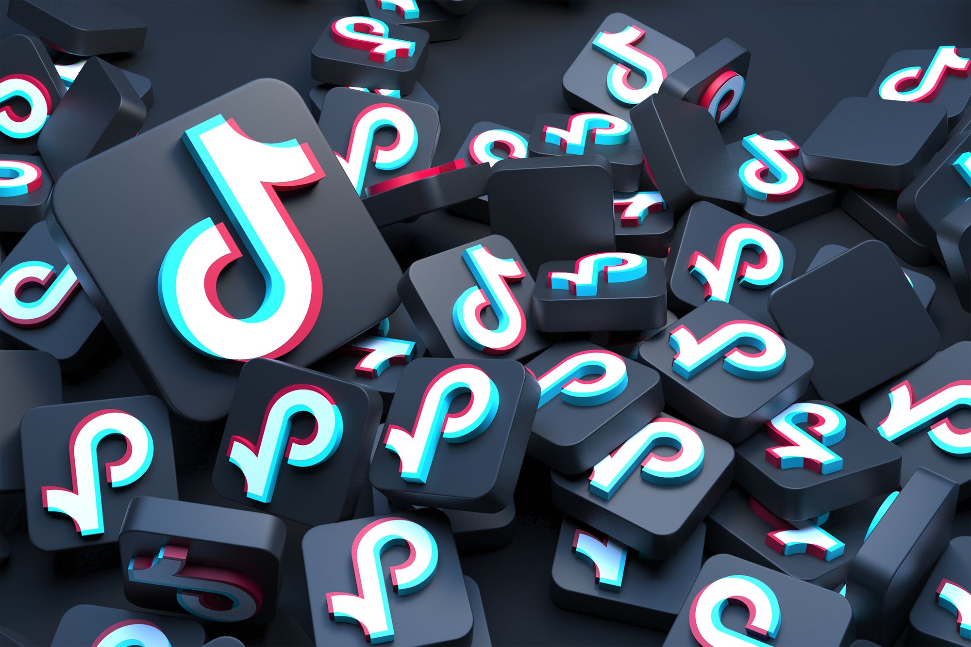 TikTok додає голосові повідомлення та обмін фото й відео у чатах