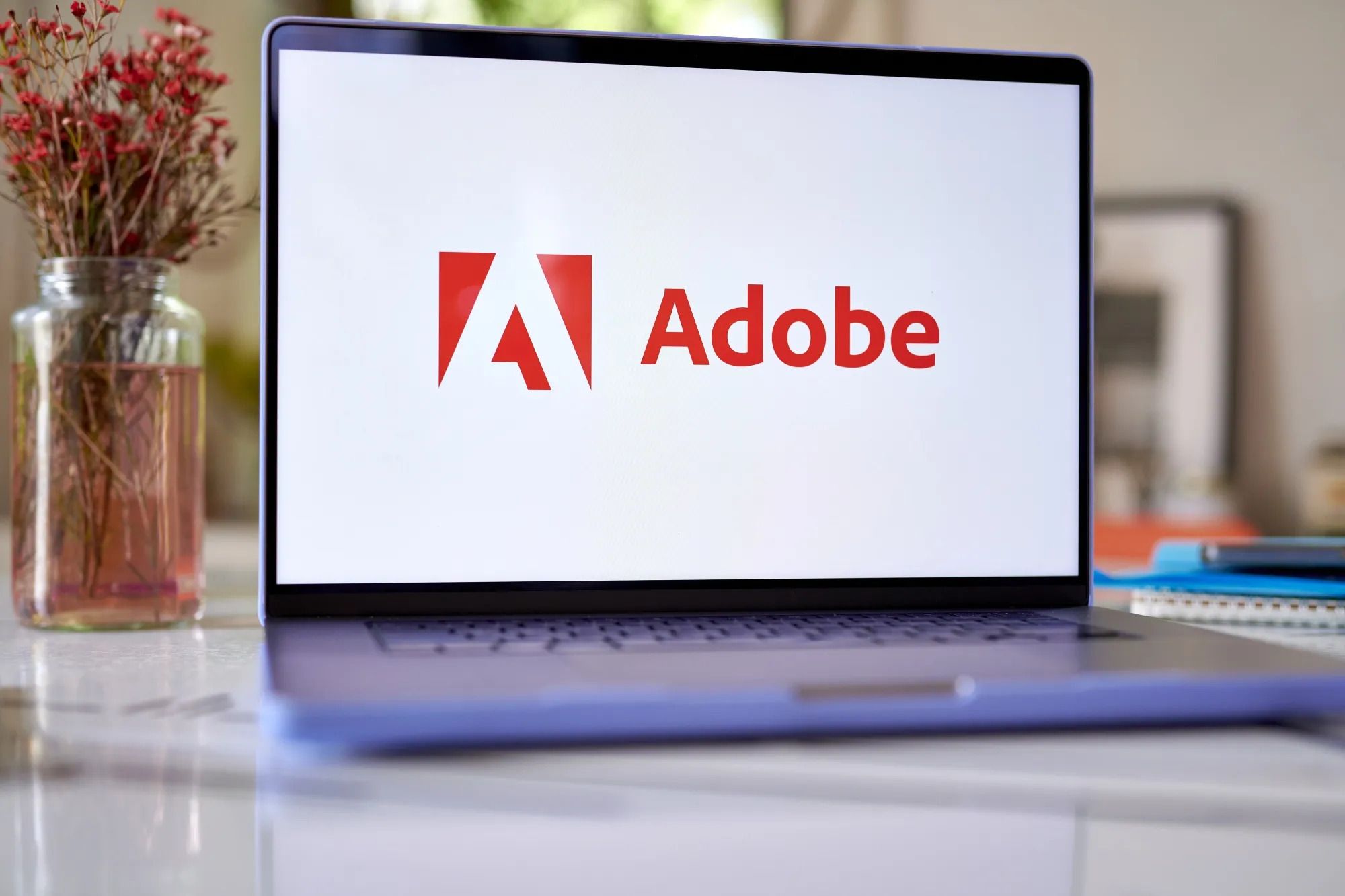 Adobe перебудовує Firefly для бізнесу — запуск AI Foundry