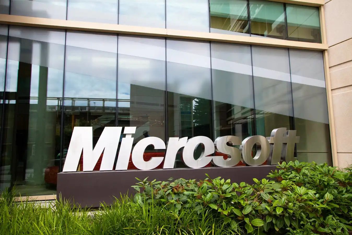 Microsoft планує замінити більшість GPU AMD і Nvidia власними чипами