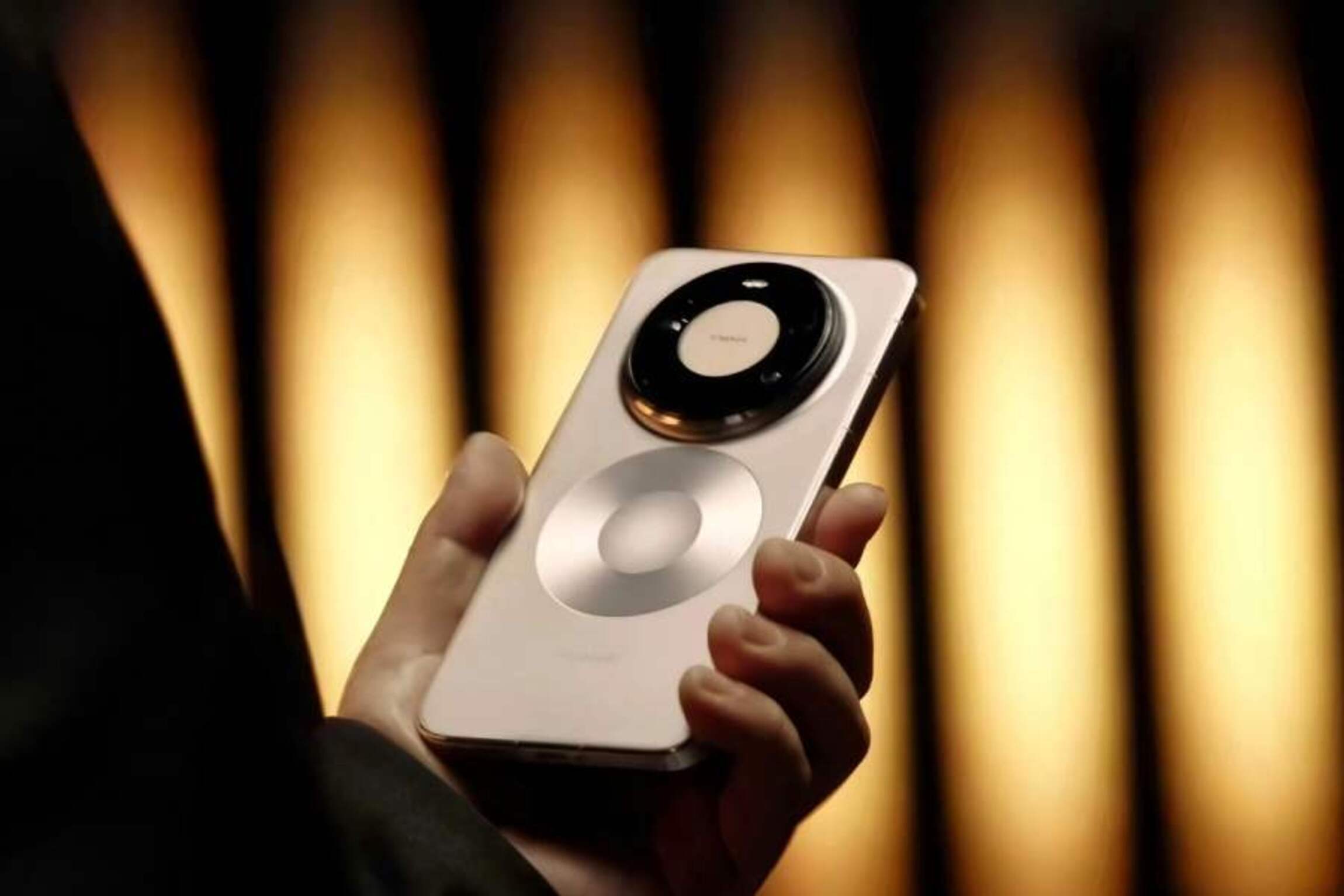 Huawei презентувала серію Mate 80: потужна камера, OLED-дисплеї та оновлений дизайн