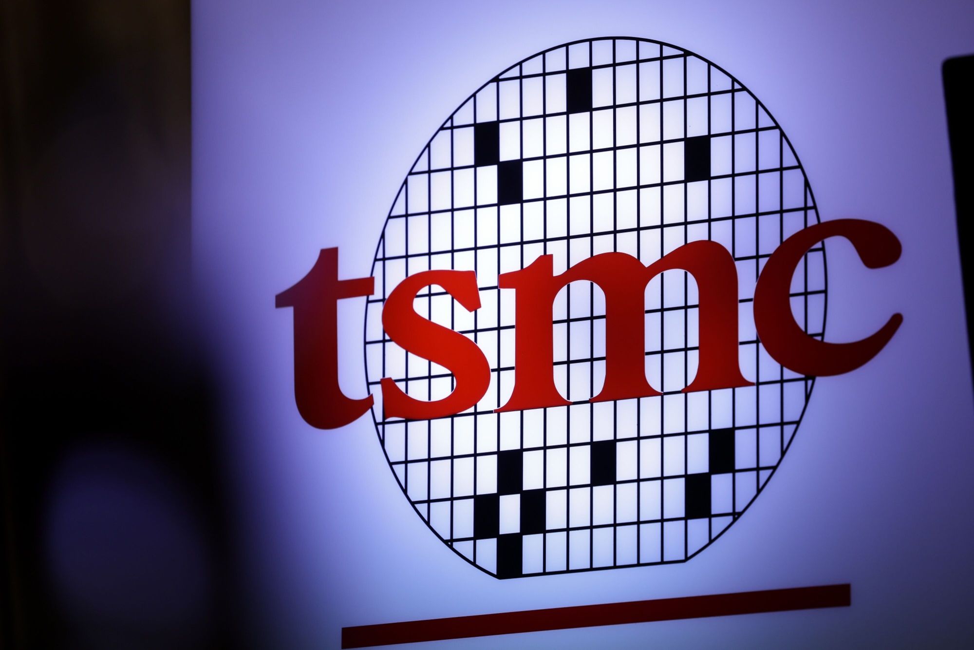 TSMC очікує зростання доходів та інвестує $56 мільярдів на тлі ШІ-буму