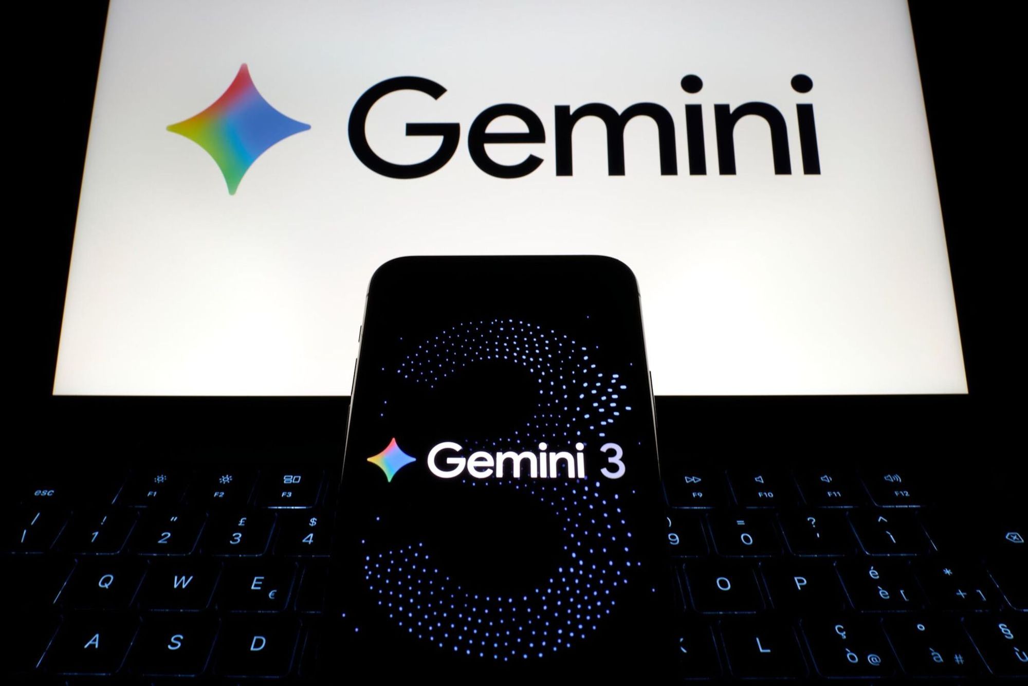 Збій у Gemini: користувачі скаржаться на раптове зникнення історії чатів