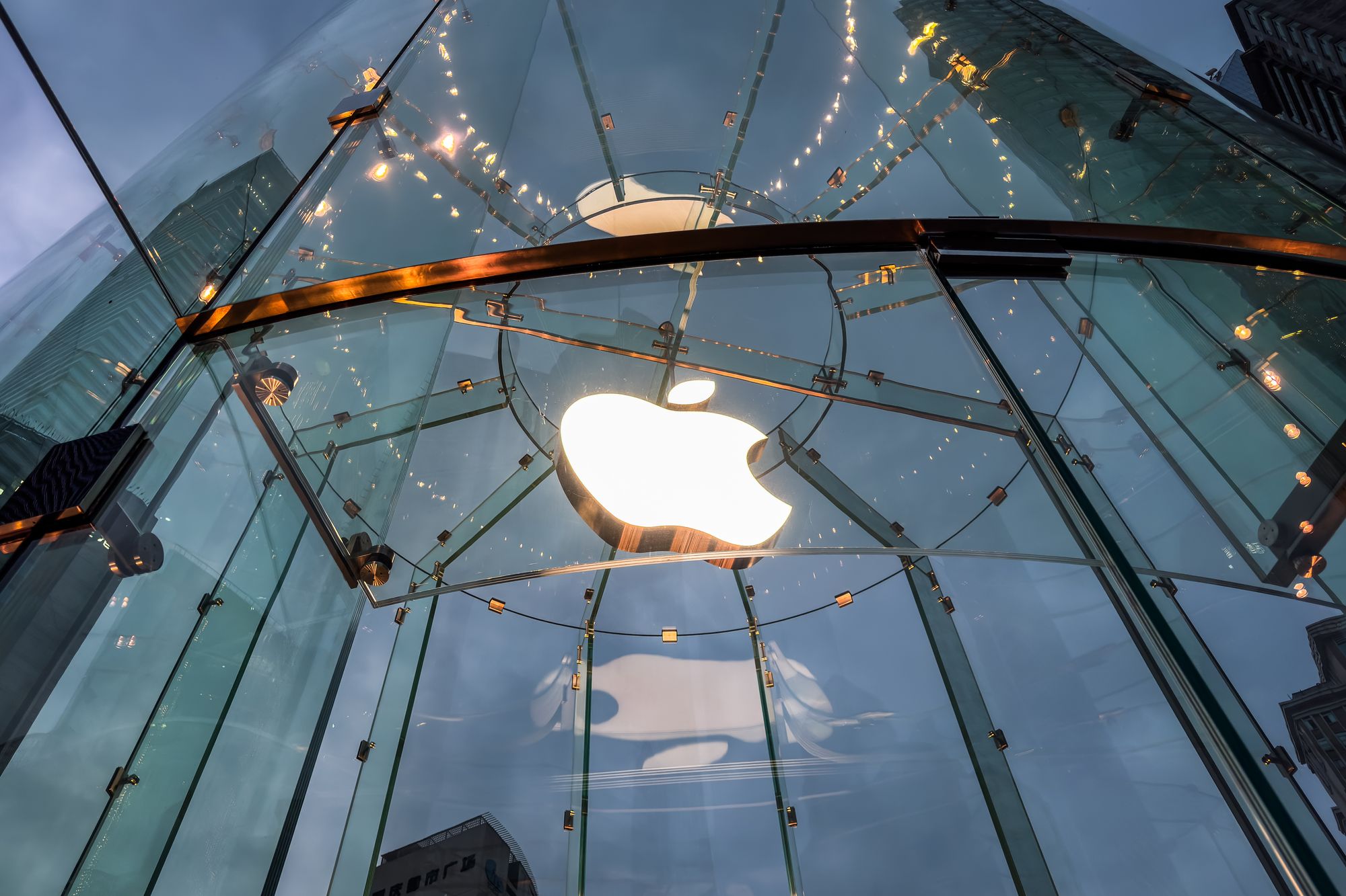 Apple може відійти від ексклюзивної співпраці з TSMC і залучити нового виробника чипів