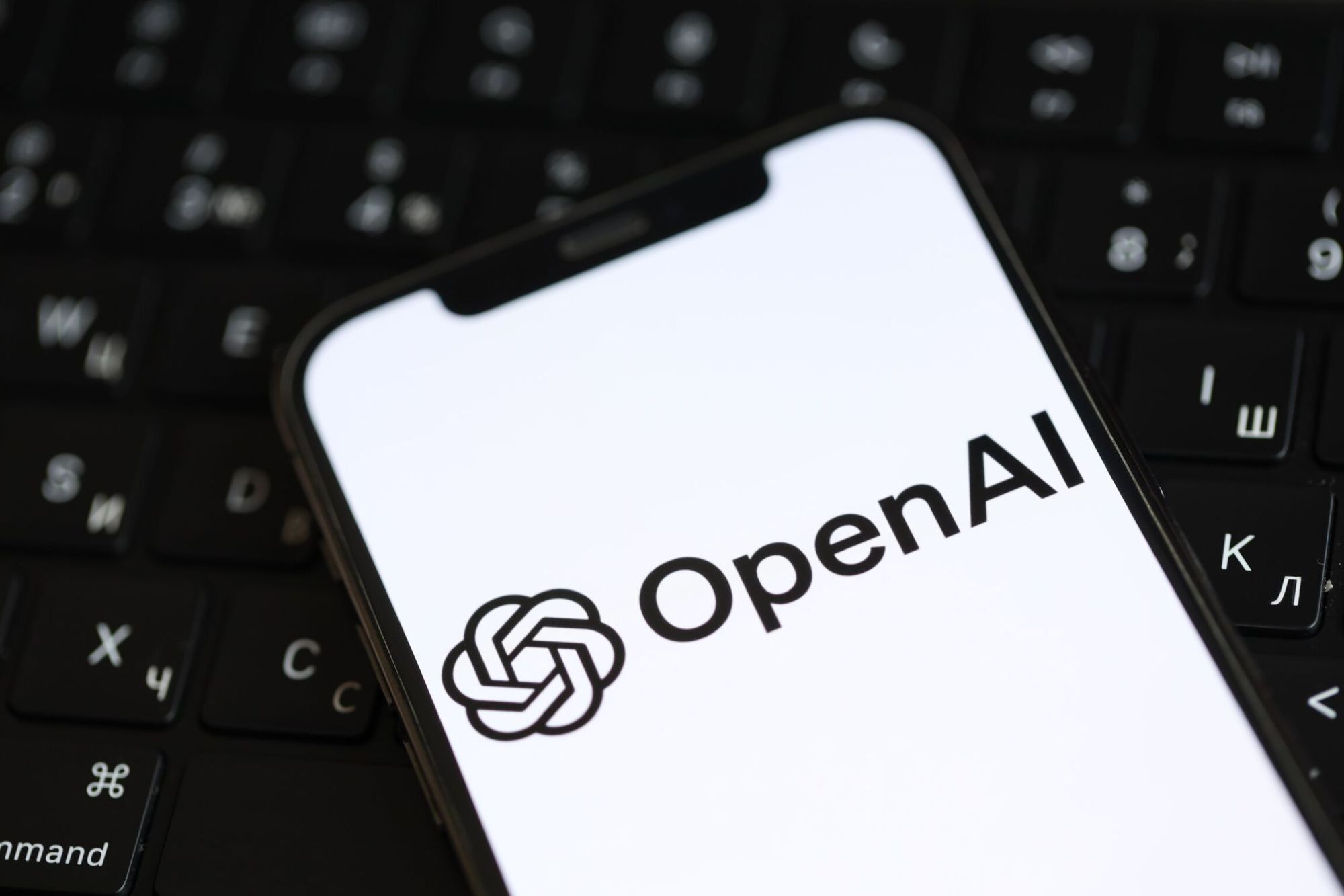 OpenAI планує об’єднати ChatGPT, браузер і Codex в єдиному десктопному застосунку