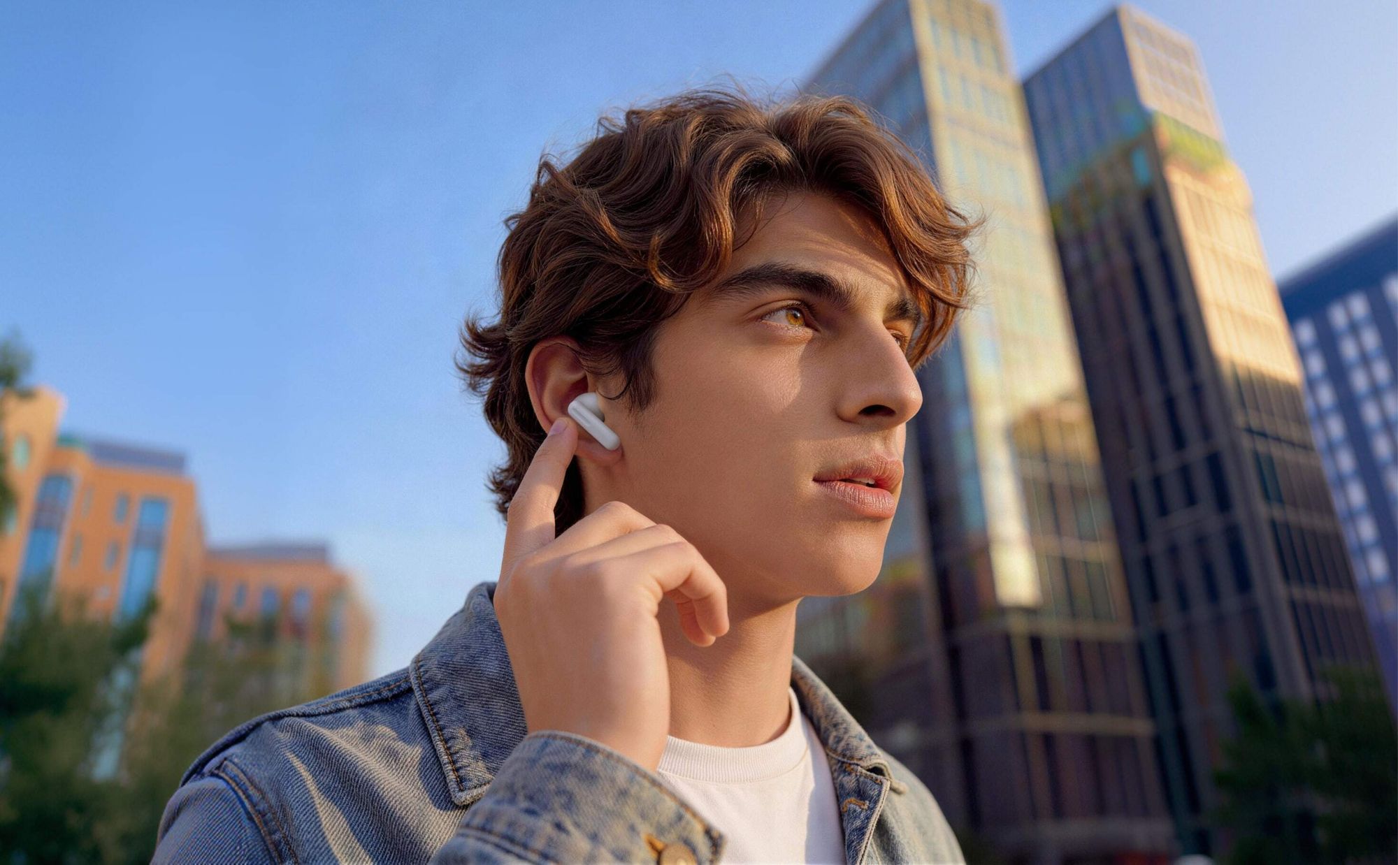 OnePlus презентувала навушники Nord Buds 4 Pro з шумопоглинанням до 55 дБ