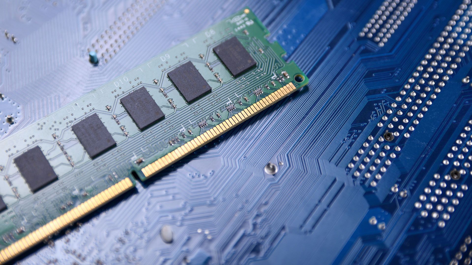 DRAM +63%, NAND +75%: аналітики прогнозують новий стрибок цін на пам’ять