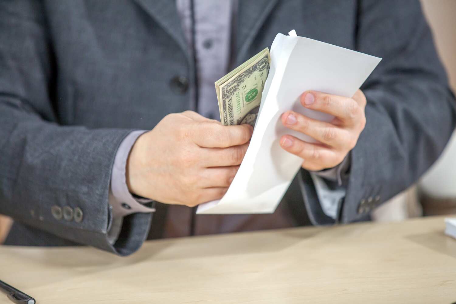 Freelancer receiving payment after invoicing under contract terms
