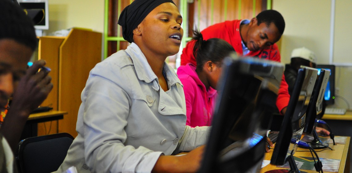© Beyond Access-Flickr / Masiphumelele Library, South Africa