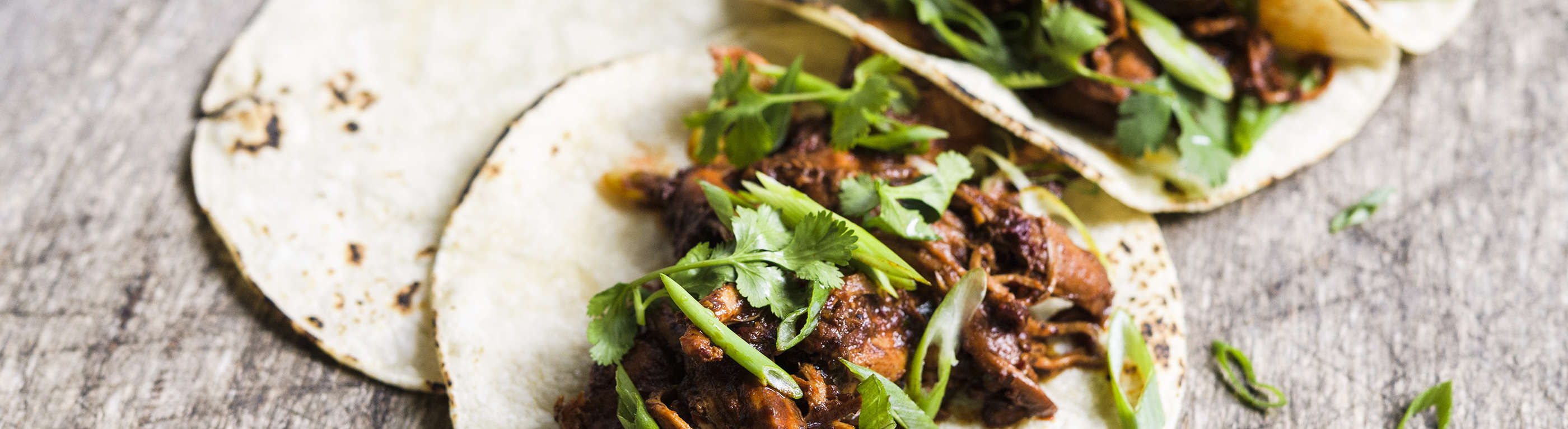 Chicken thighs with Ancho chilis Recipes Kuhn Rikon