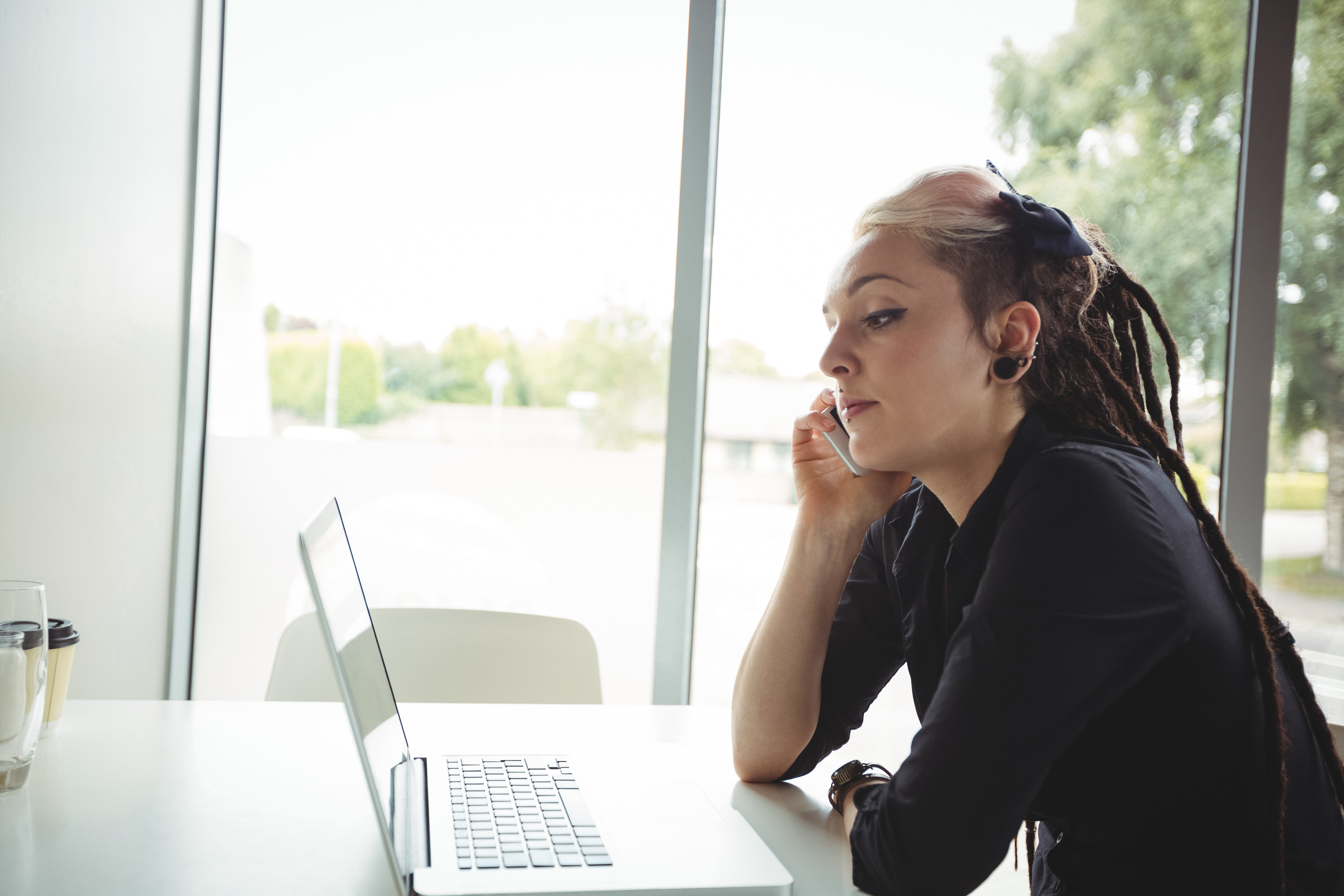 Les 5 Pratiques Clés Pour Être Un Bon Agent De Service Client