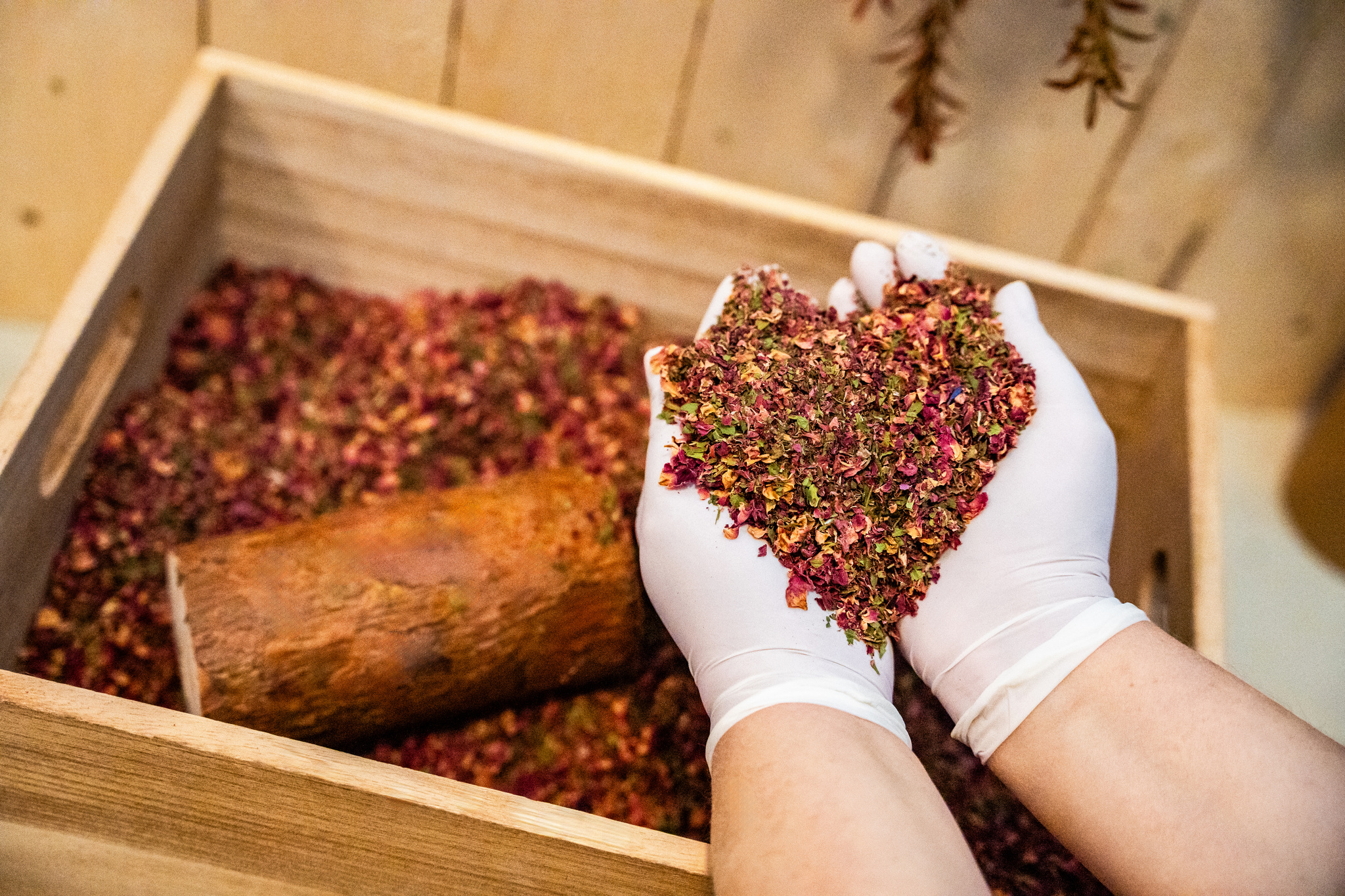 1a25c8b410125d6b79963d8e547864f9a71d0c60829033cf2c9ffb8e97a21a4d