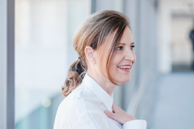 Meine Interview-Partnerin: Sylvia Haine, Head of Design Bluse bei der ETERNA Mode GmbH in Passau;