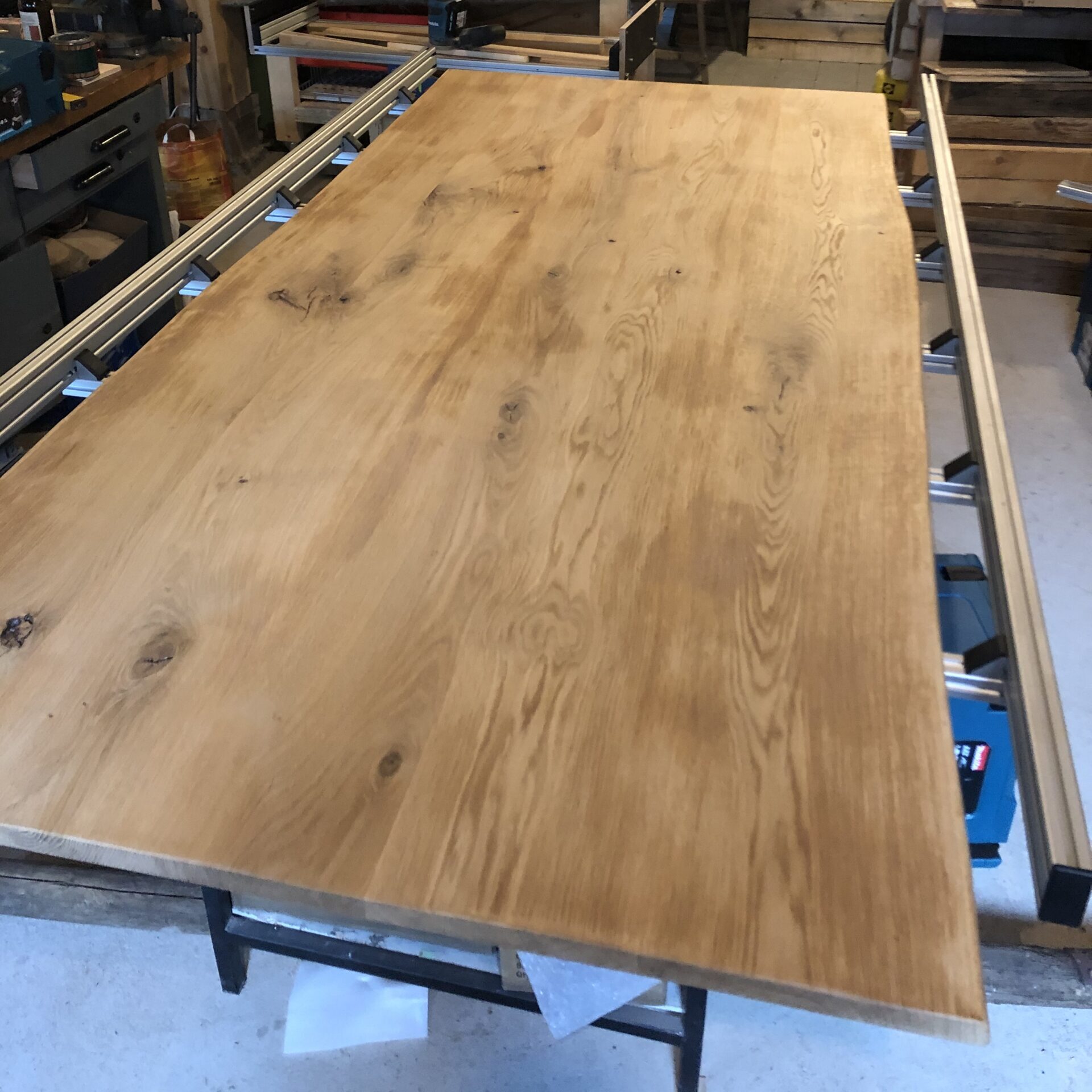 Rustikale Eiche - Holzschneider