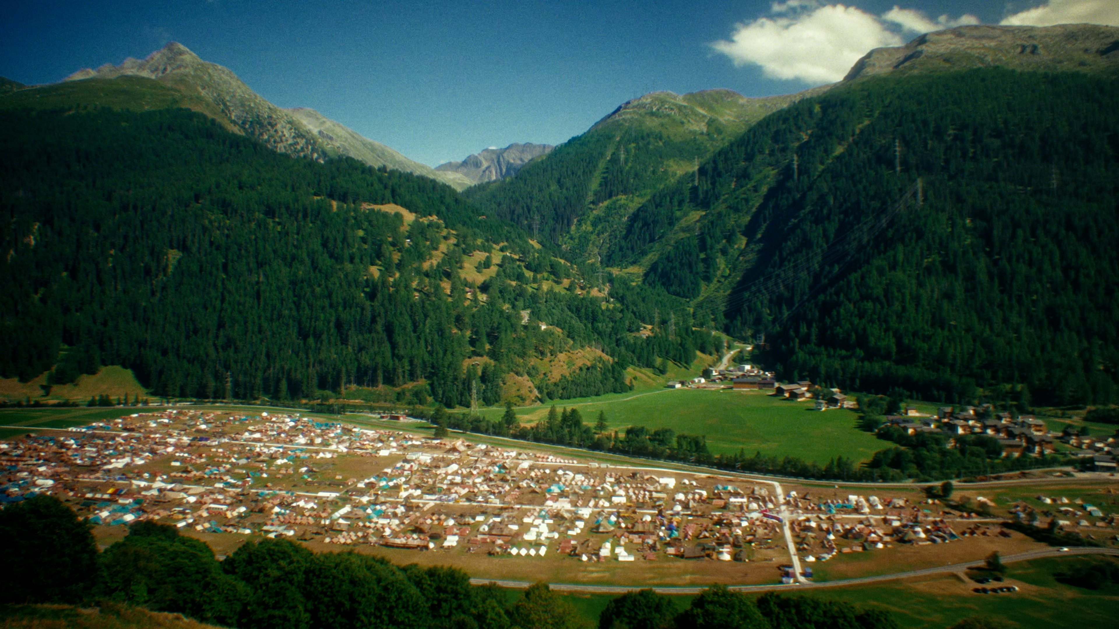 Slider image 0