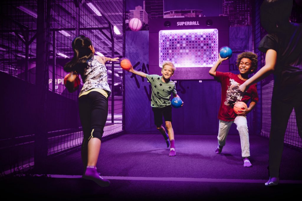 superball_violetti_web