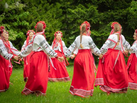 Noc Ivana Kupala / Svatojánské (Kupadelné) svátky
