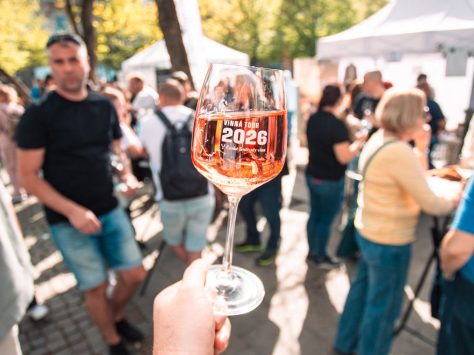 Festival vína na Plzeňské náplavce
