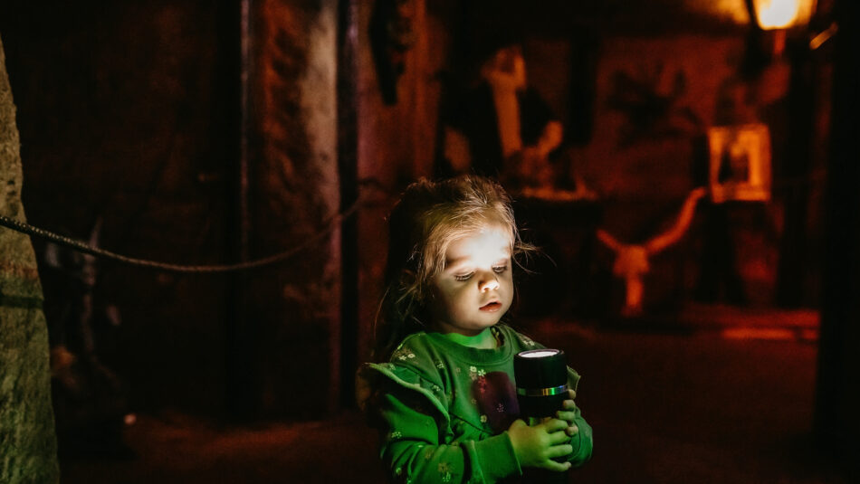 Měsíční program pro děti listopad 2025 Muzeum loutek Halloween Visit Plzeň